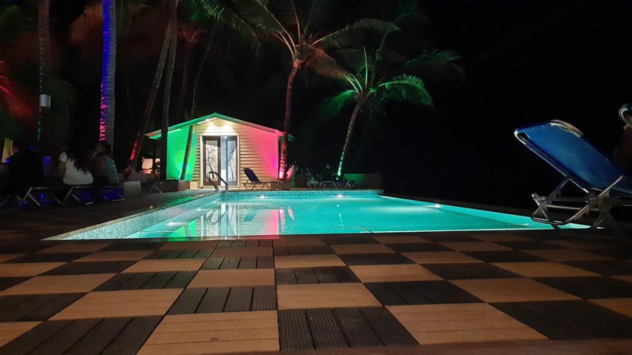 The Windmill Resorts Mālvan エクステリア 写真