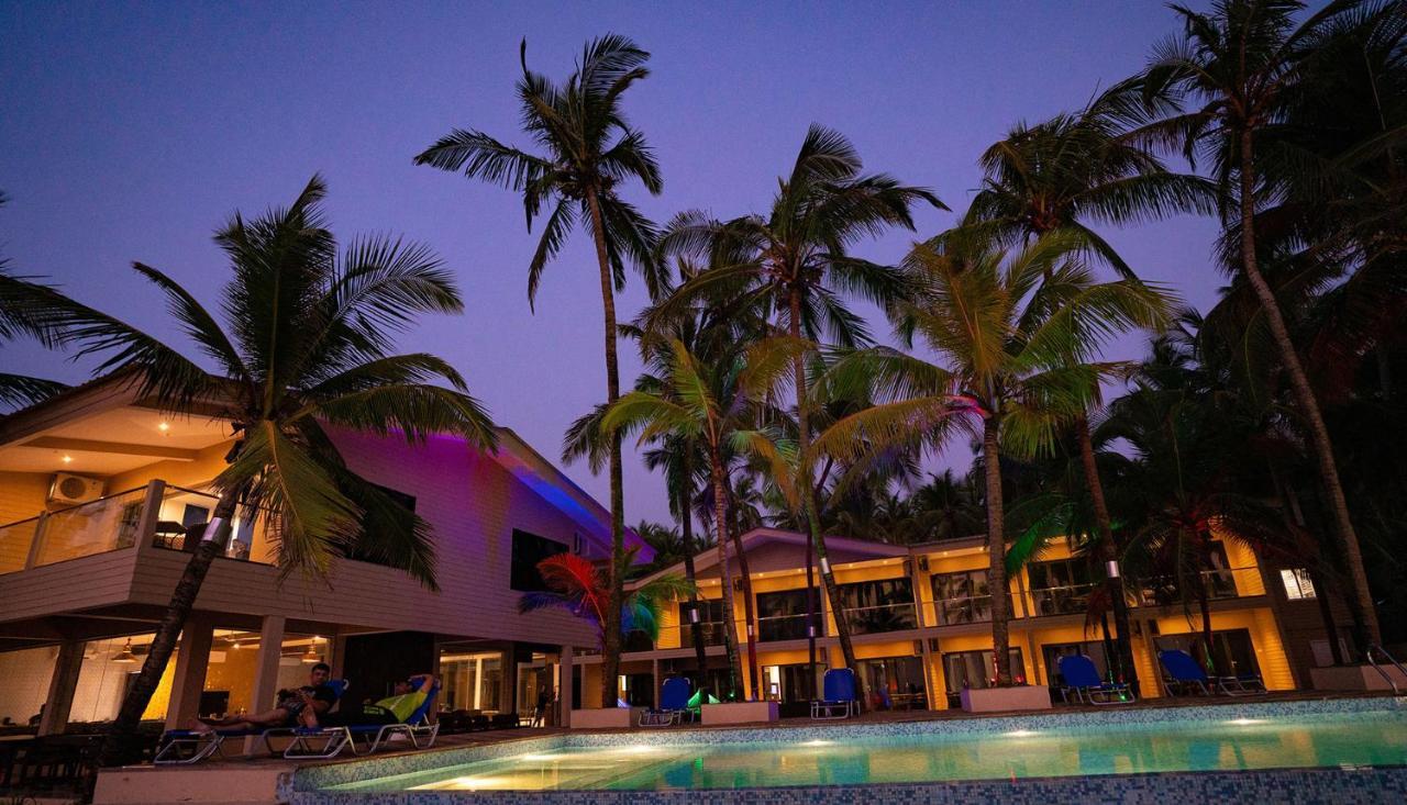 The Windmill Resorts Mālvan エクステリア 写真