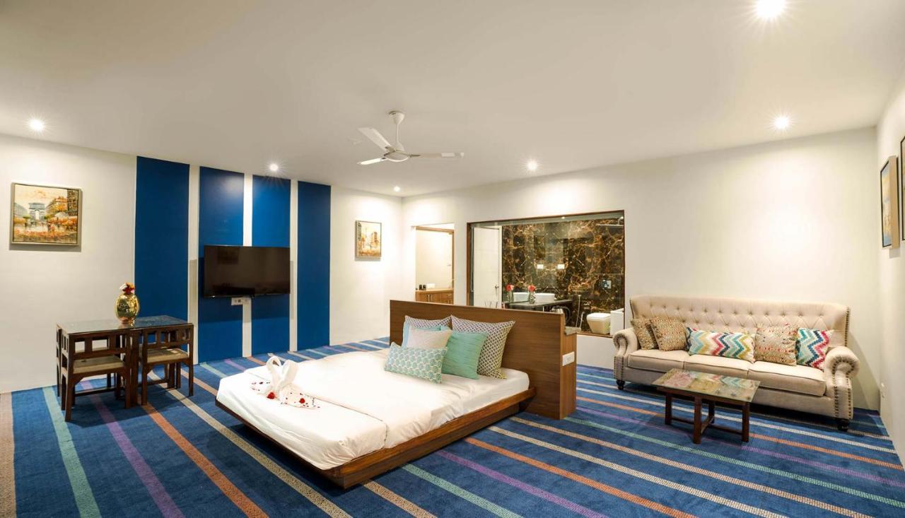 The Windmill Resorts Mālvan エクステリア 写真